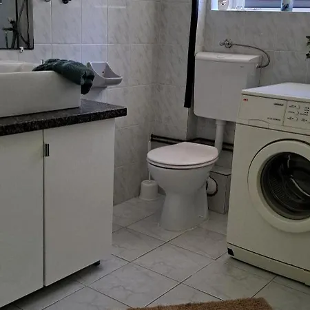 Apartment Luca-lak